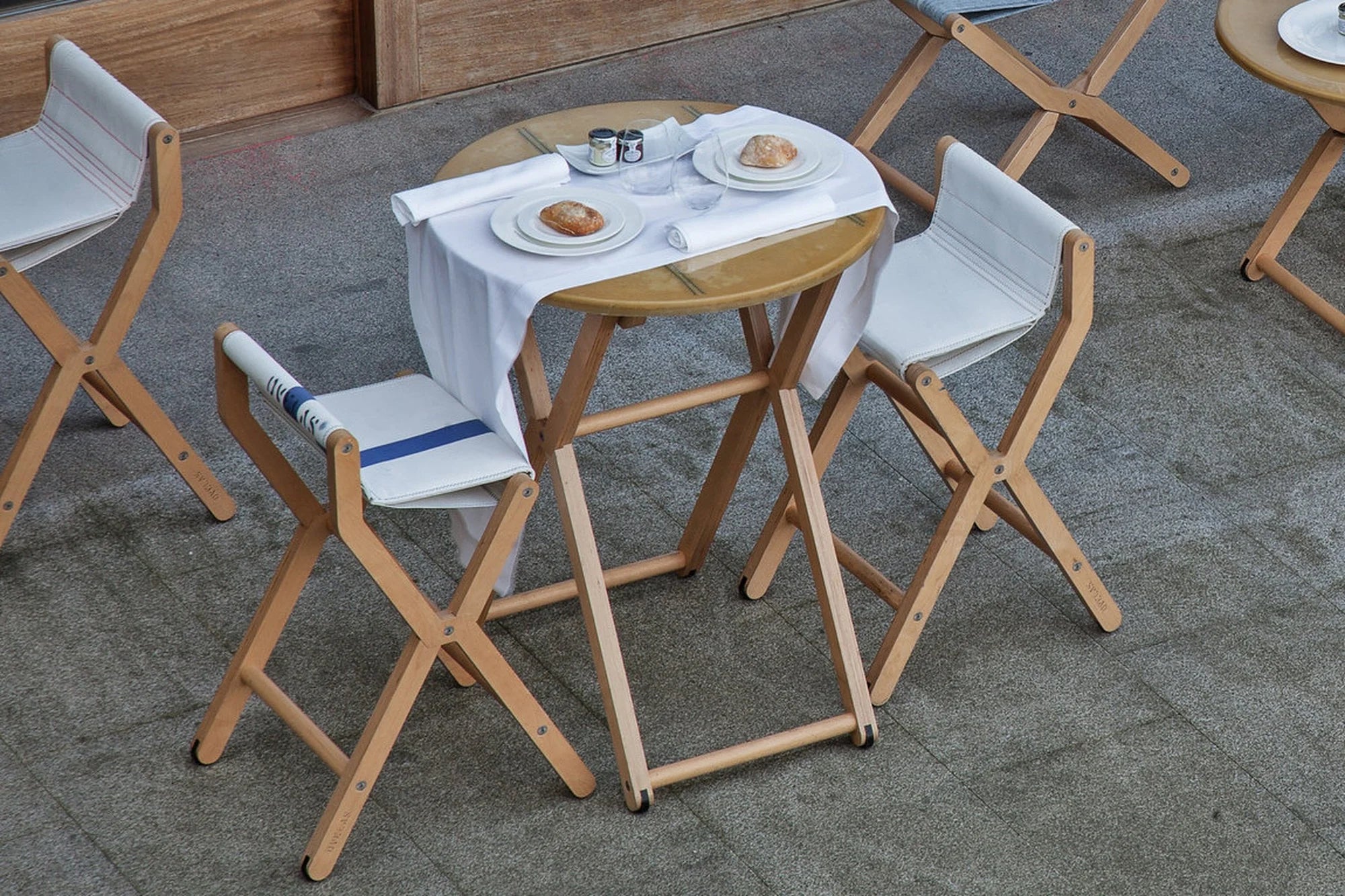 3rd RIS counter stool L.E