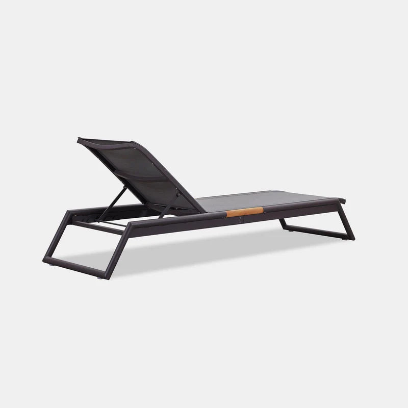 BREEZE STACKING SUN LOUNGE ALUMINUM