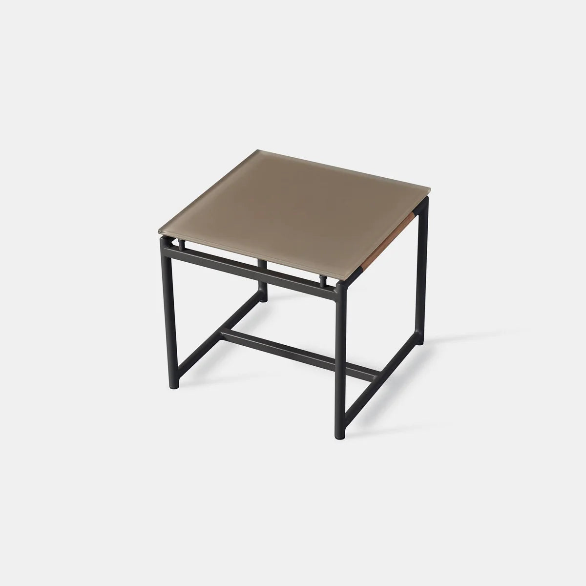 BREEZE SIDE TABLE ALUMINUM