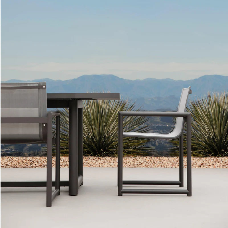 BREEZE XL DINING CHAIR