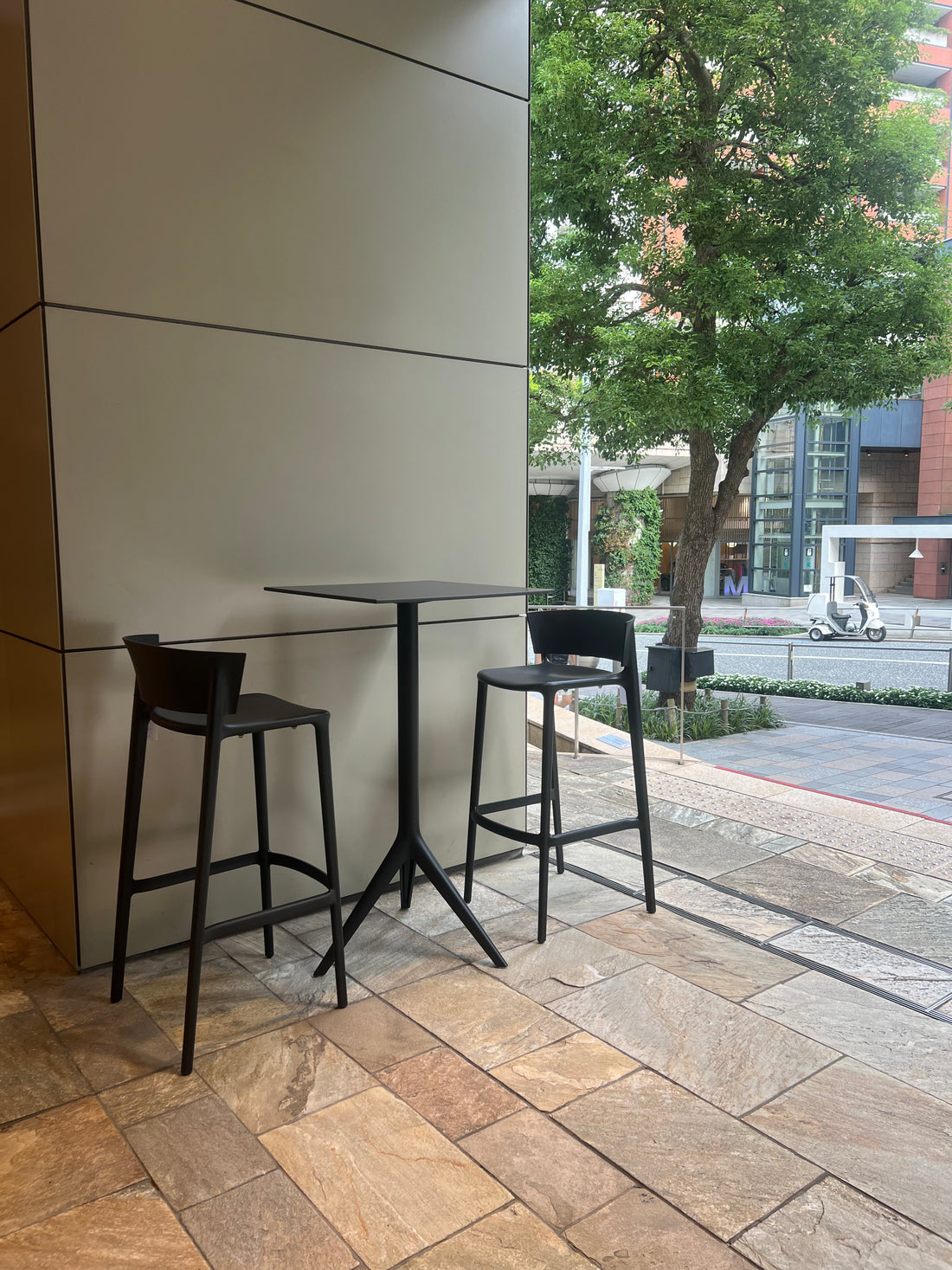 Mari-sol High Table 59X59