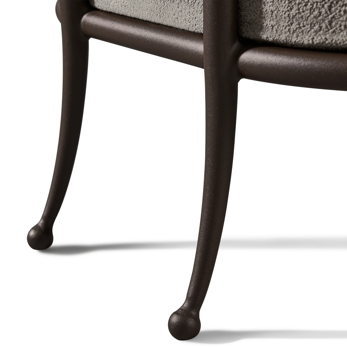 ANDRE LOUNGE CHAIR